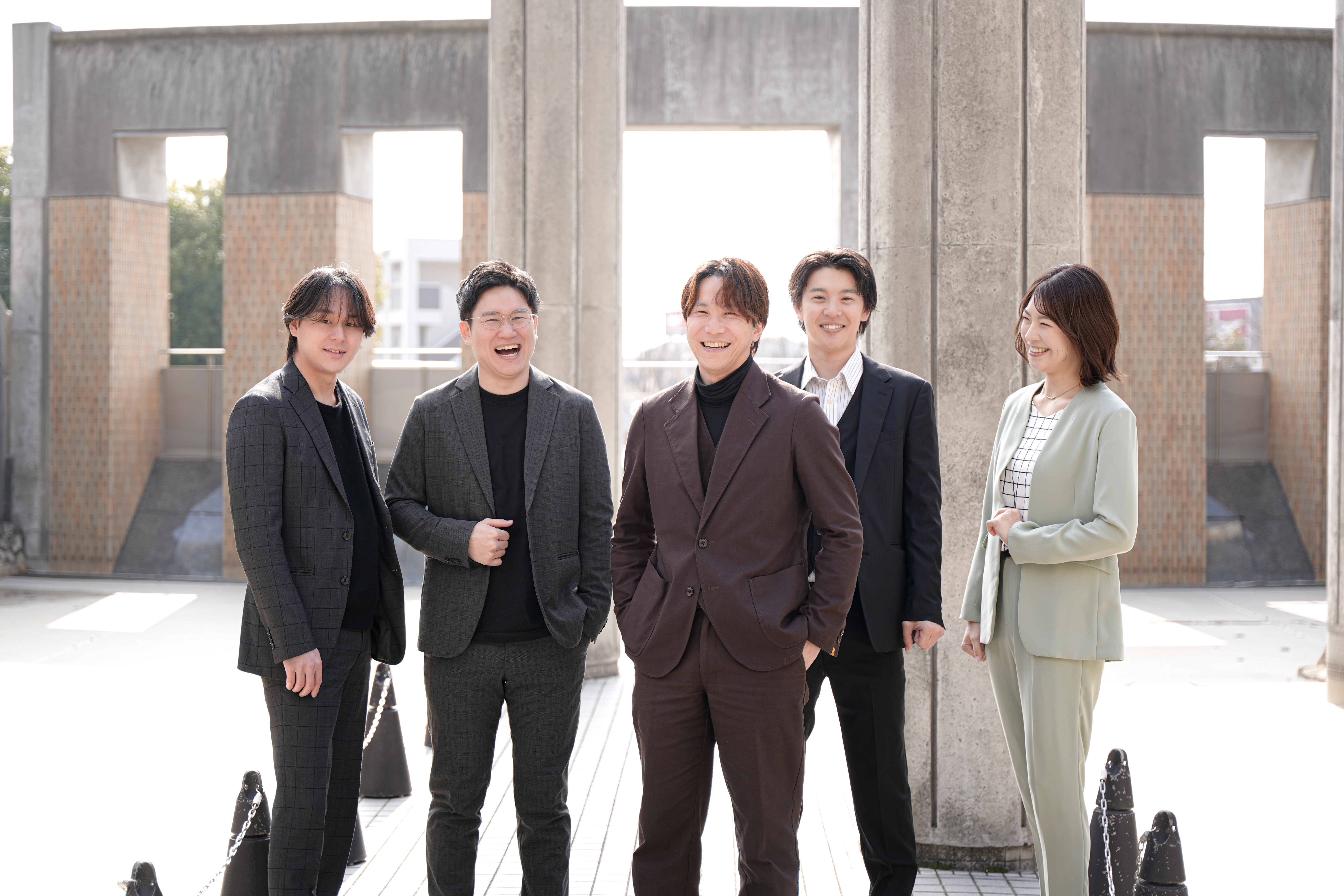 スタッフ集合写真 2