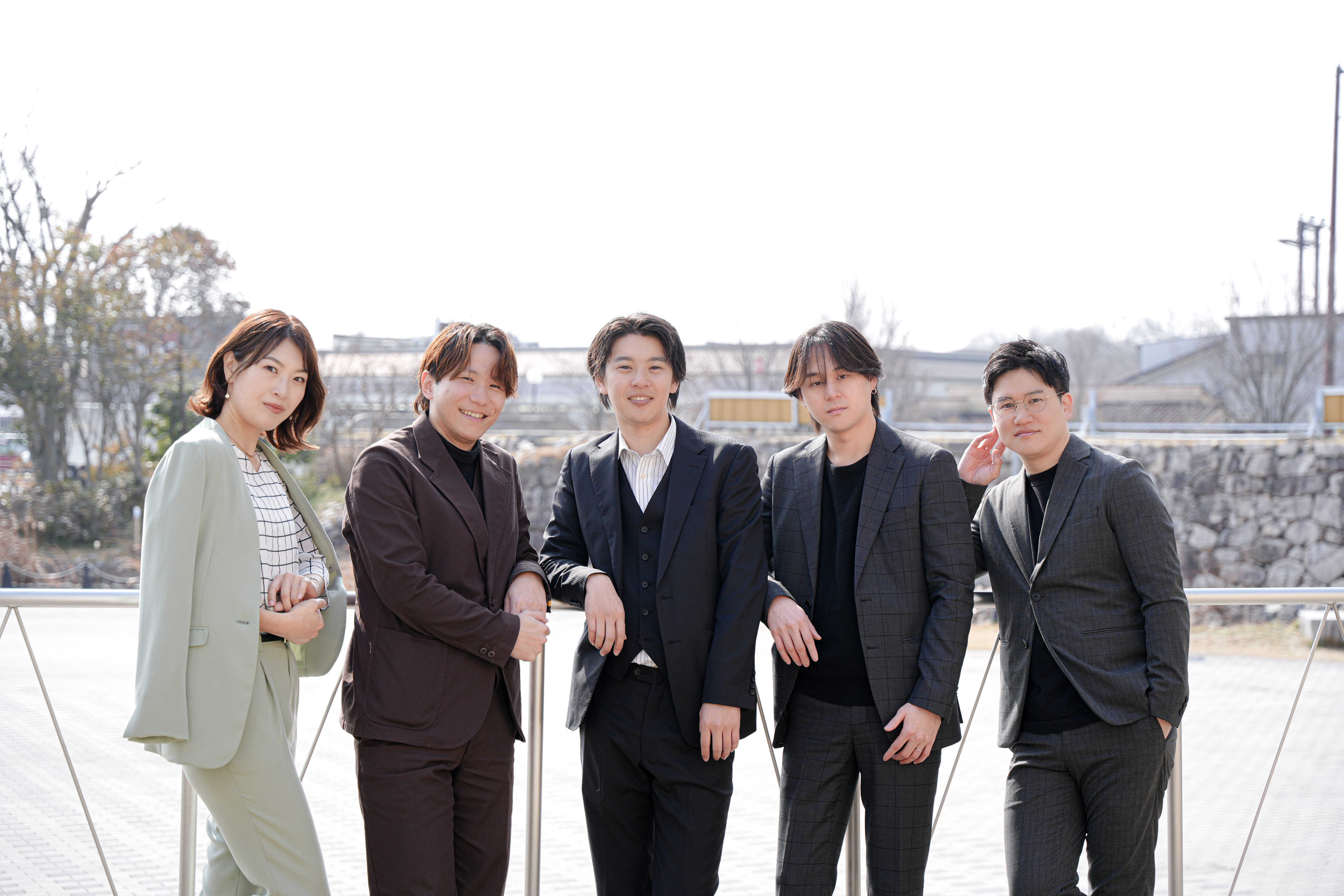スタッフ集合写真 4